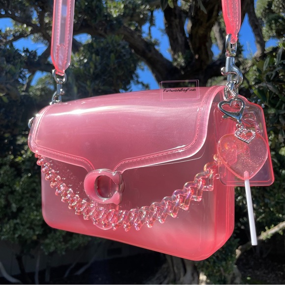 TikTok Famous PINK PEACH Jelly TRIPLE HEARTS Resin Bag Strap Novelty Bag Chain - Picture 10 of 14